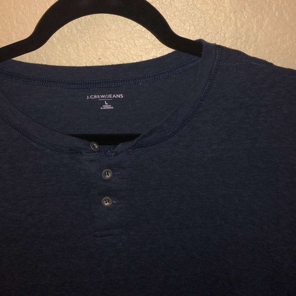 Large J Crew T-shirt. Blue/grey color
